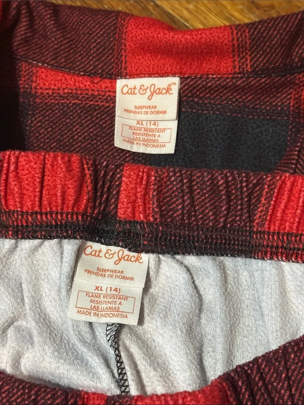 Cat & Jack Red and Black Buffalo Plaid Kids Pajama Set, XL (14)